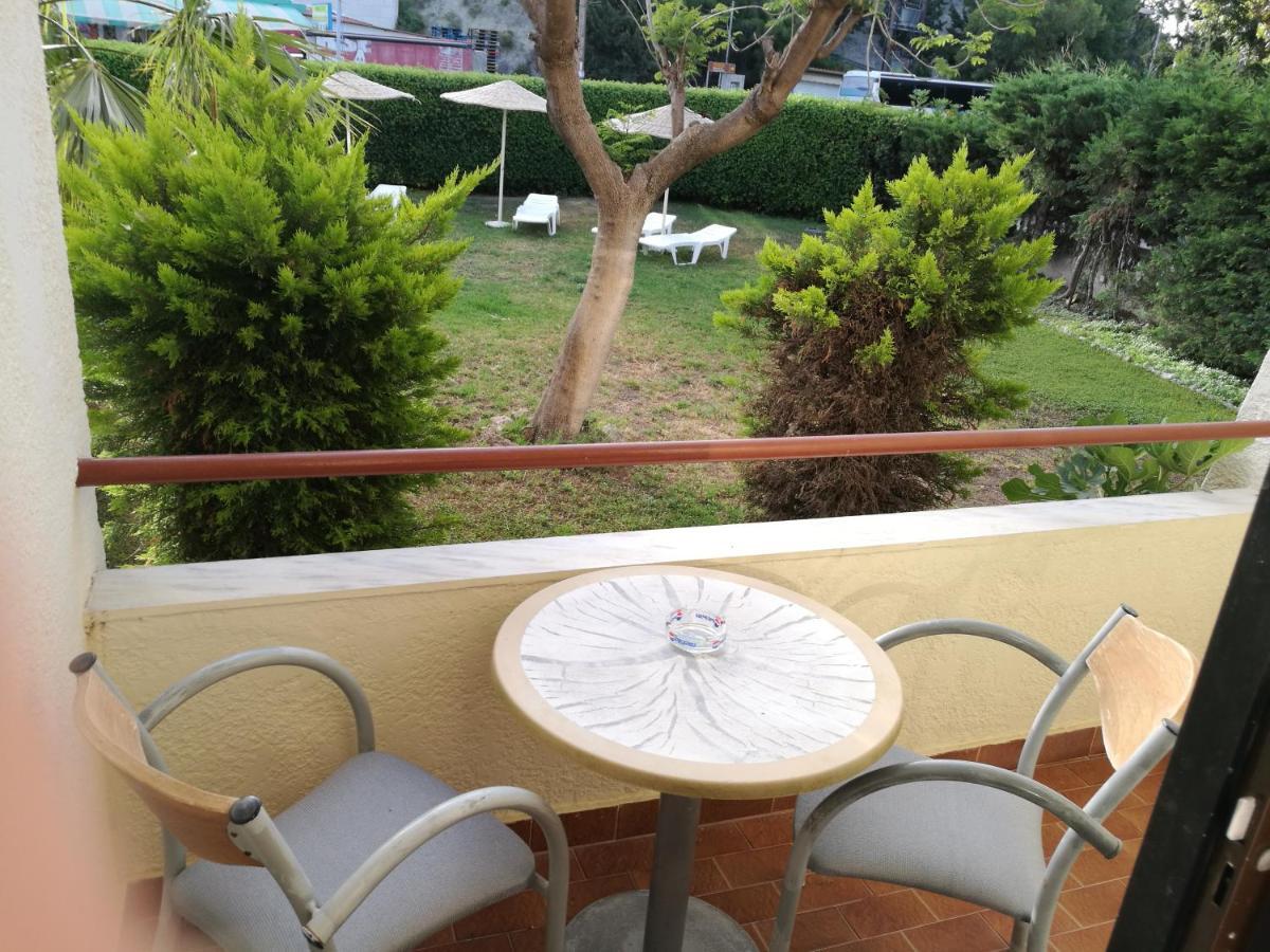 Golden Days Hotel Afantou Luaran gambar